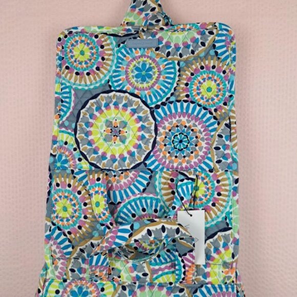 Vera Bradley Grand Hanging Organizer Travel Cosmetics Handles Sunny Medallion - Picture 11 of 12